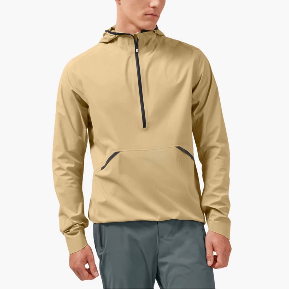 LIKE NEW ON RUNNING WATERPROOF ANORAK JACKET